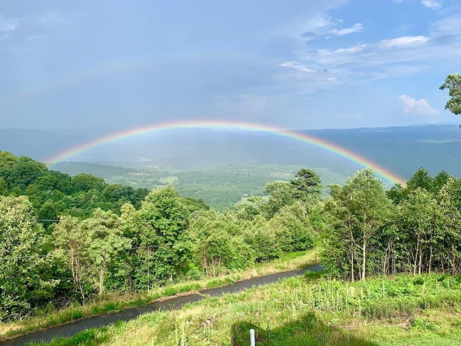 Blue Ridge Parkway Panoramic Paradise-60 Mile View Fancy Gap Dış mekan fotoğraf